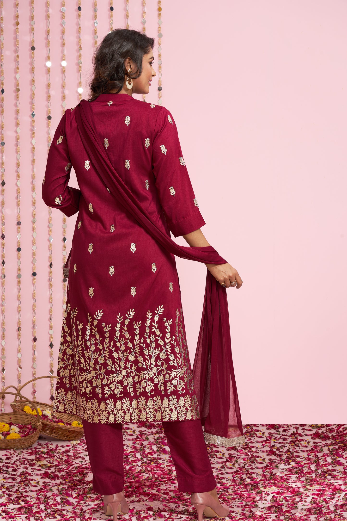 Embroidered Kurti Set With Dupatta