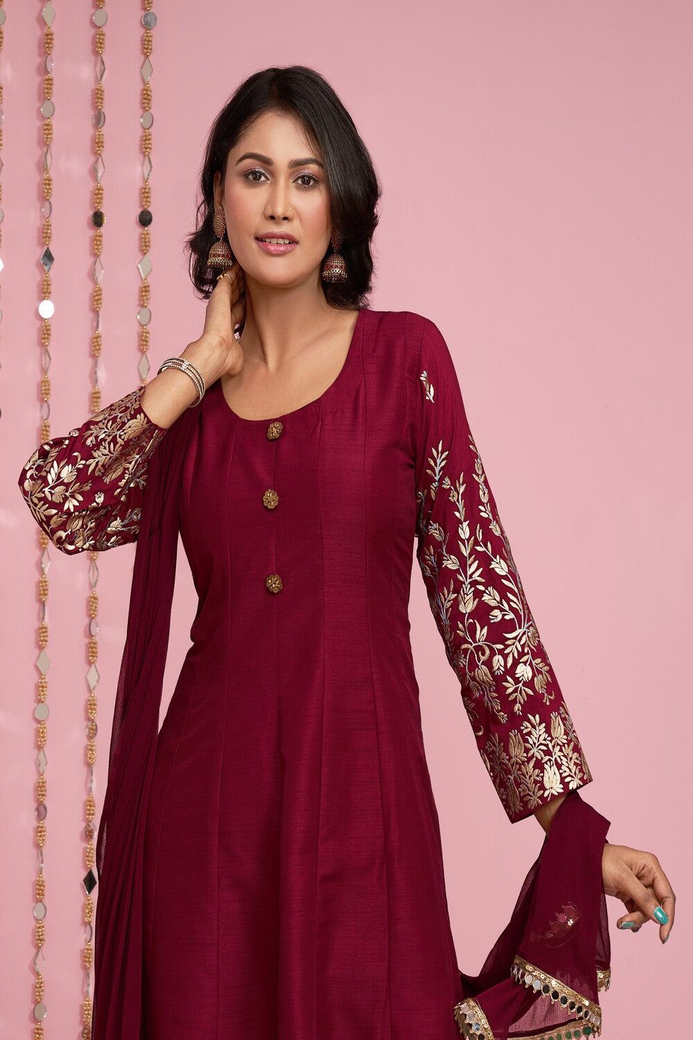 Kurti Set With Floral Foil Printed On Sleeves With Dupatta