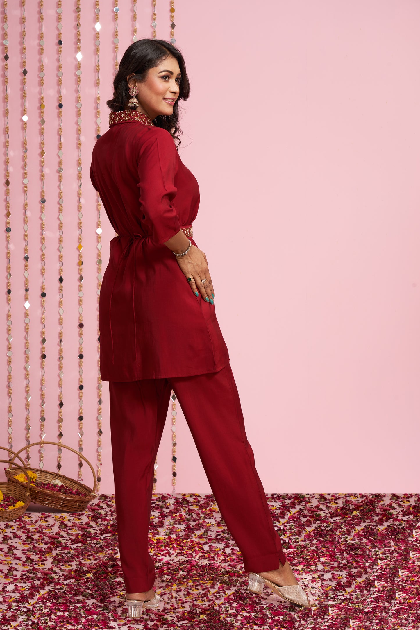 Embroidered Collar Neck Kurti Set With Belt