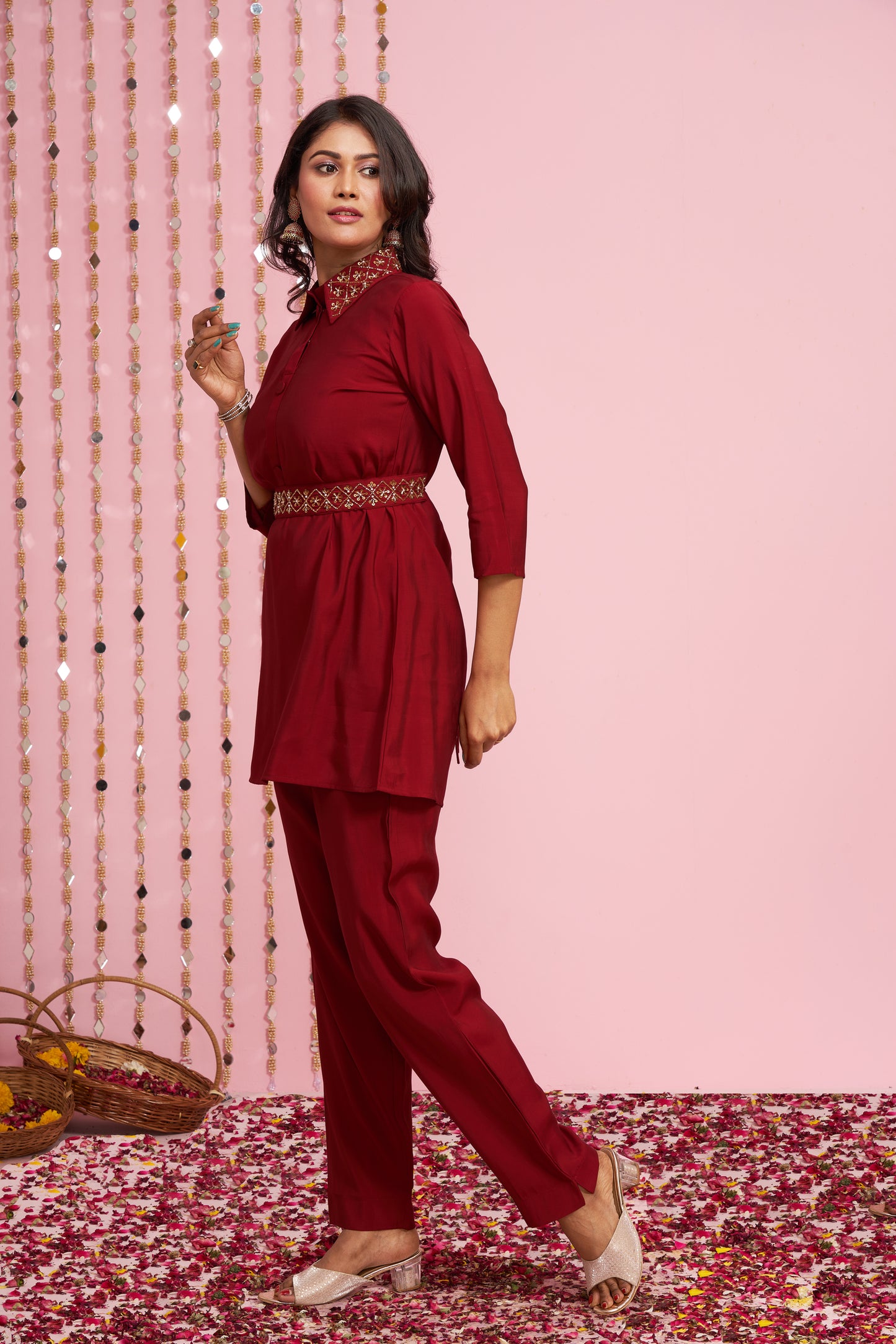 Embroidered Collar Neck Kurti Set With Belt