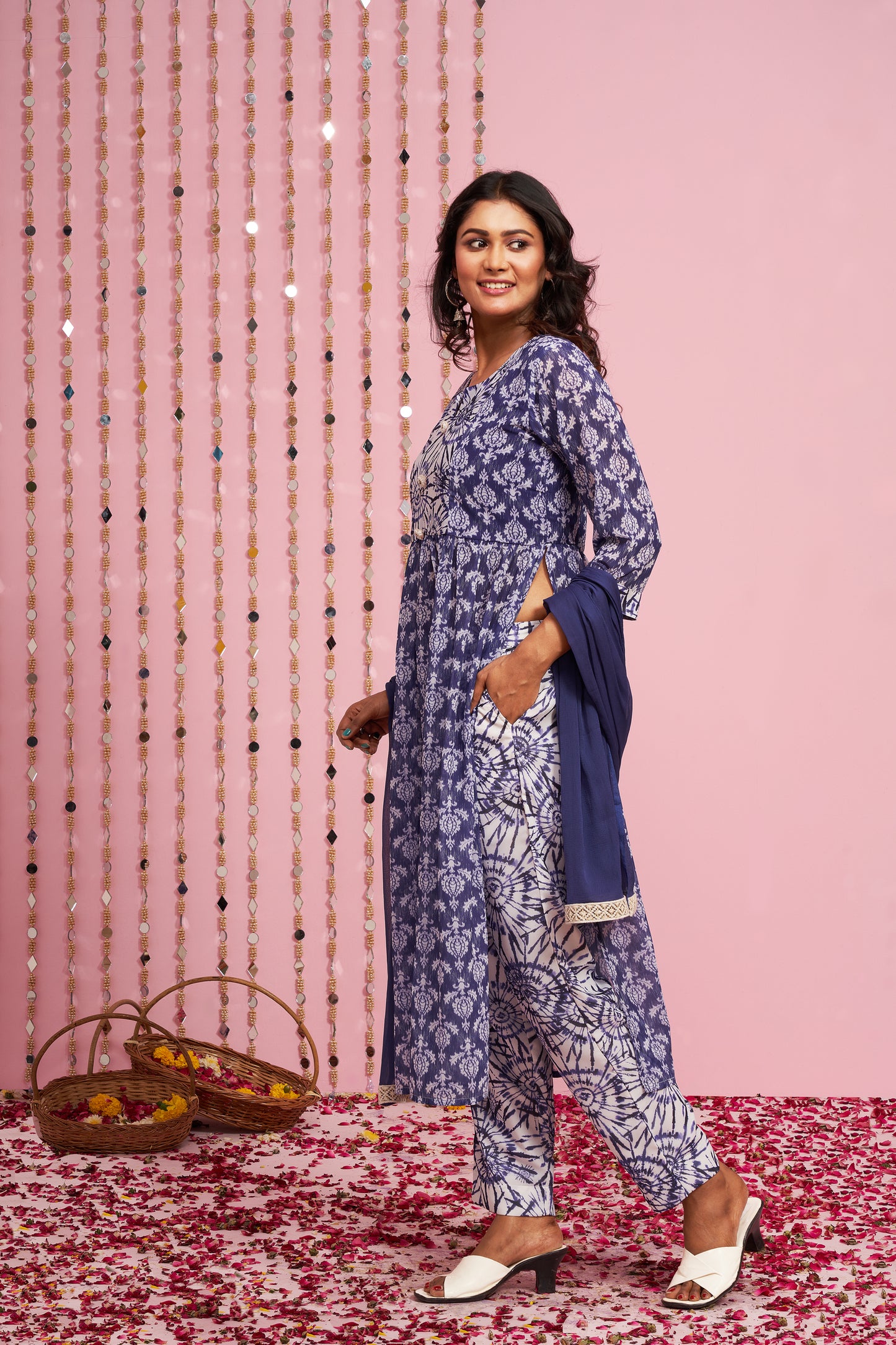Printed Kurti Set With Plain Dupatta