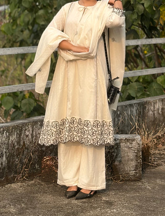 Ivory Floral Embroidered Kurti Set with Dupatta