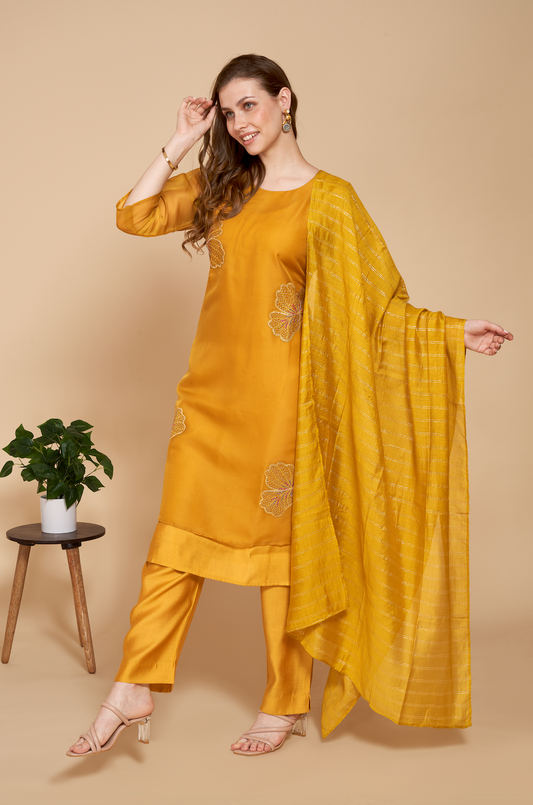 Kurti Set With Silk Embellished Dupatta