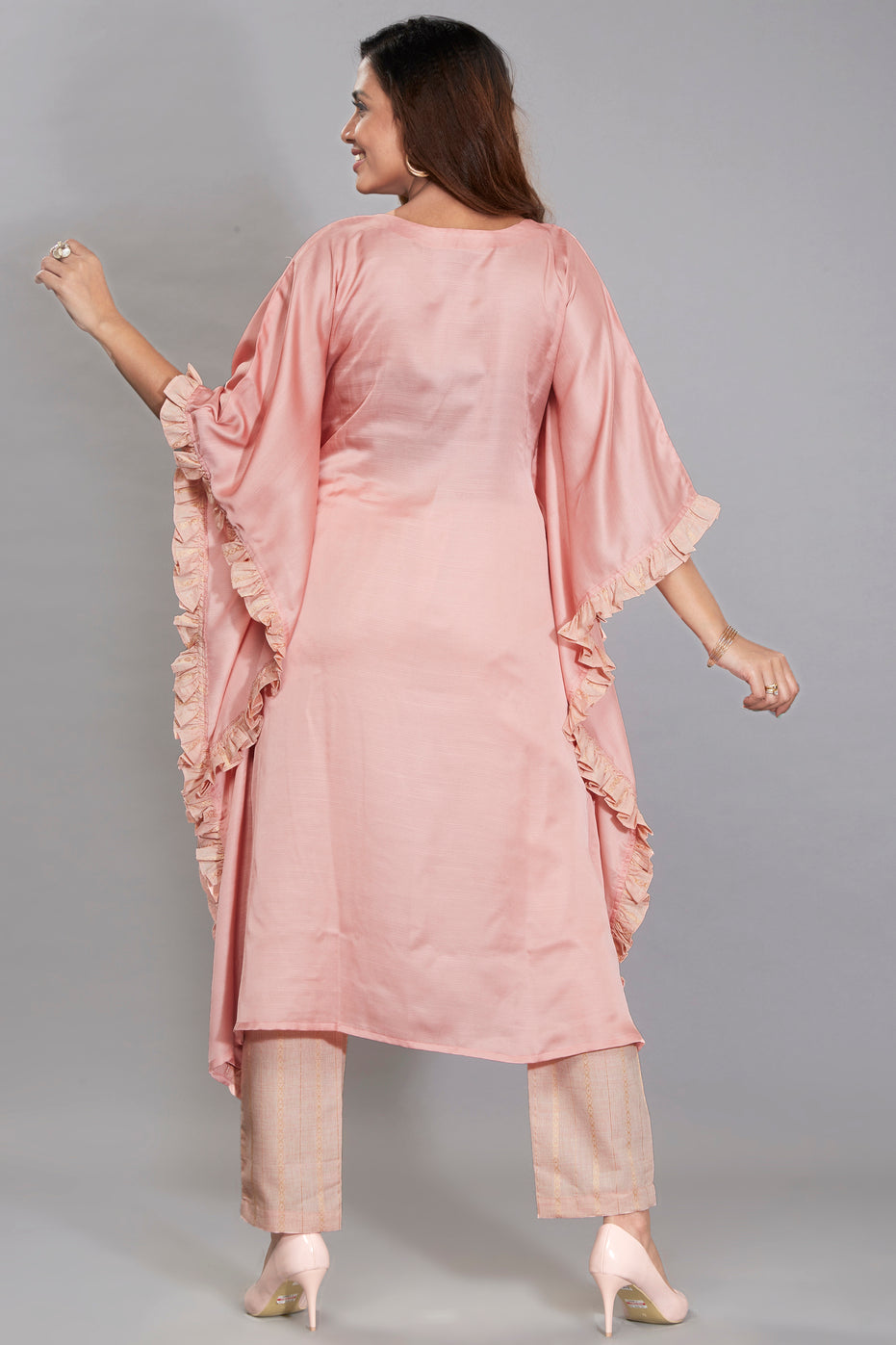 Frill Details Kaftan Kutri Set