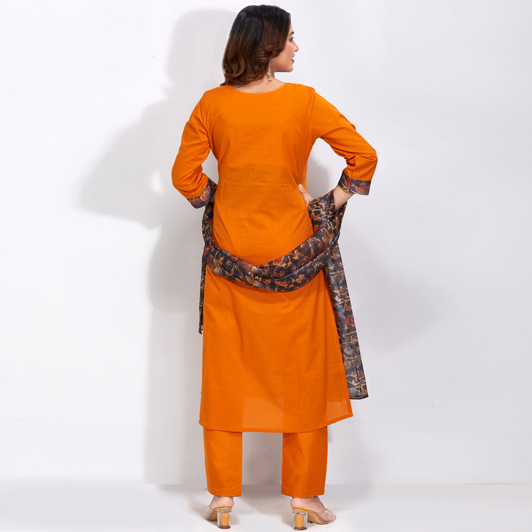 Pearl Embroidered Kurti Set