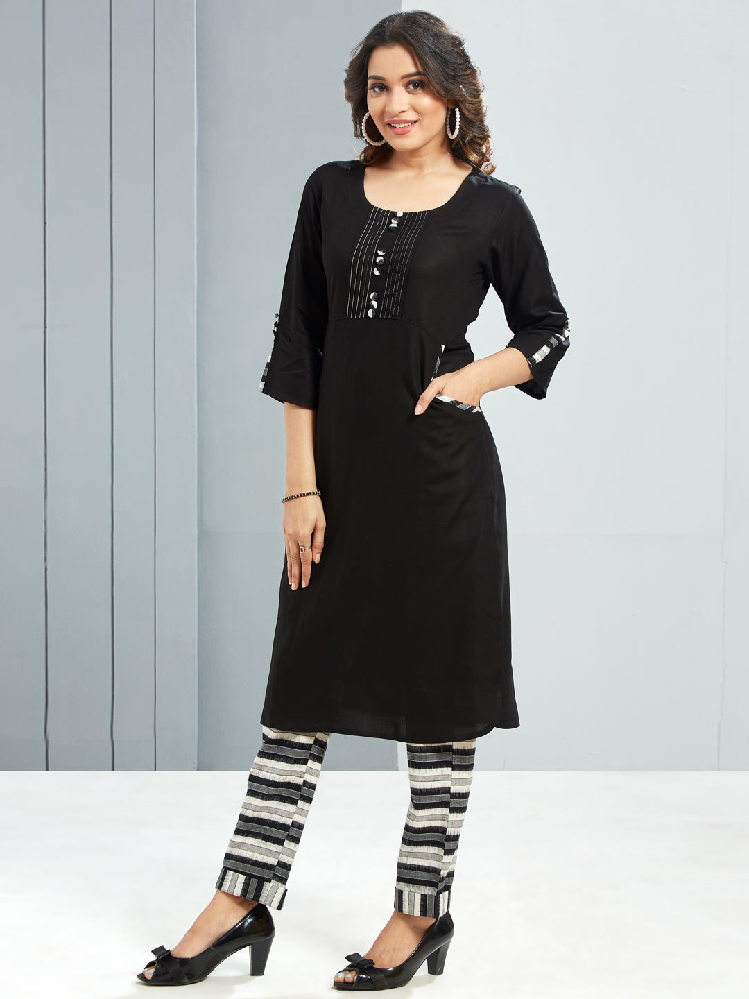 Printed Kurti Set With Pockets