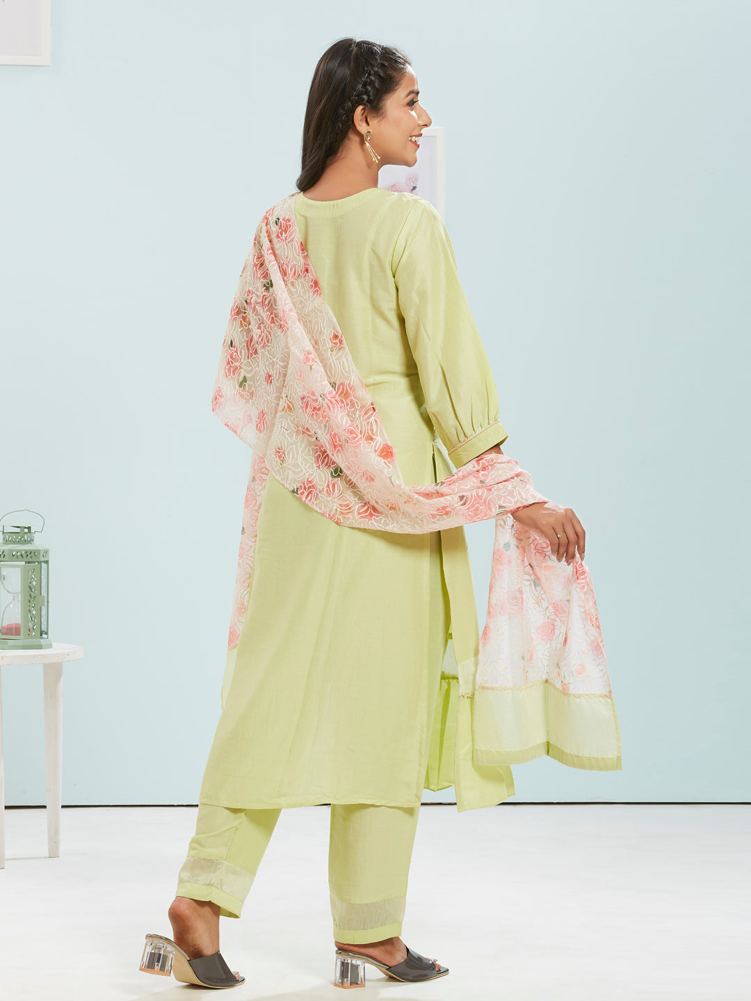 Kurti Set With Floral Dupatta