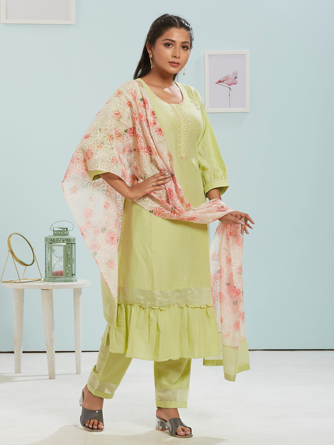 Kurti Set With Floral Dupatta