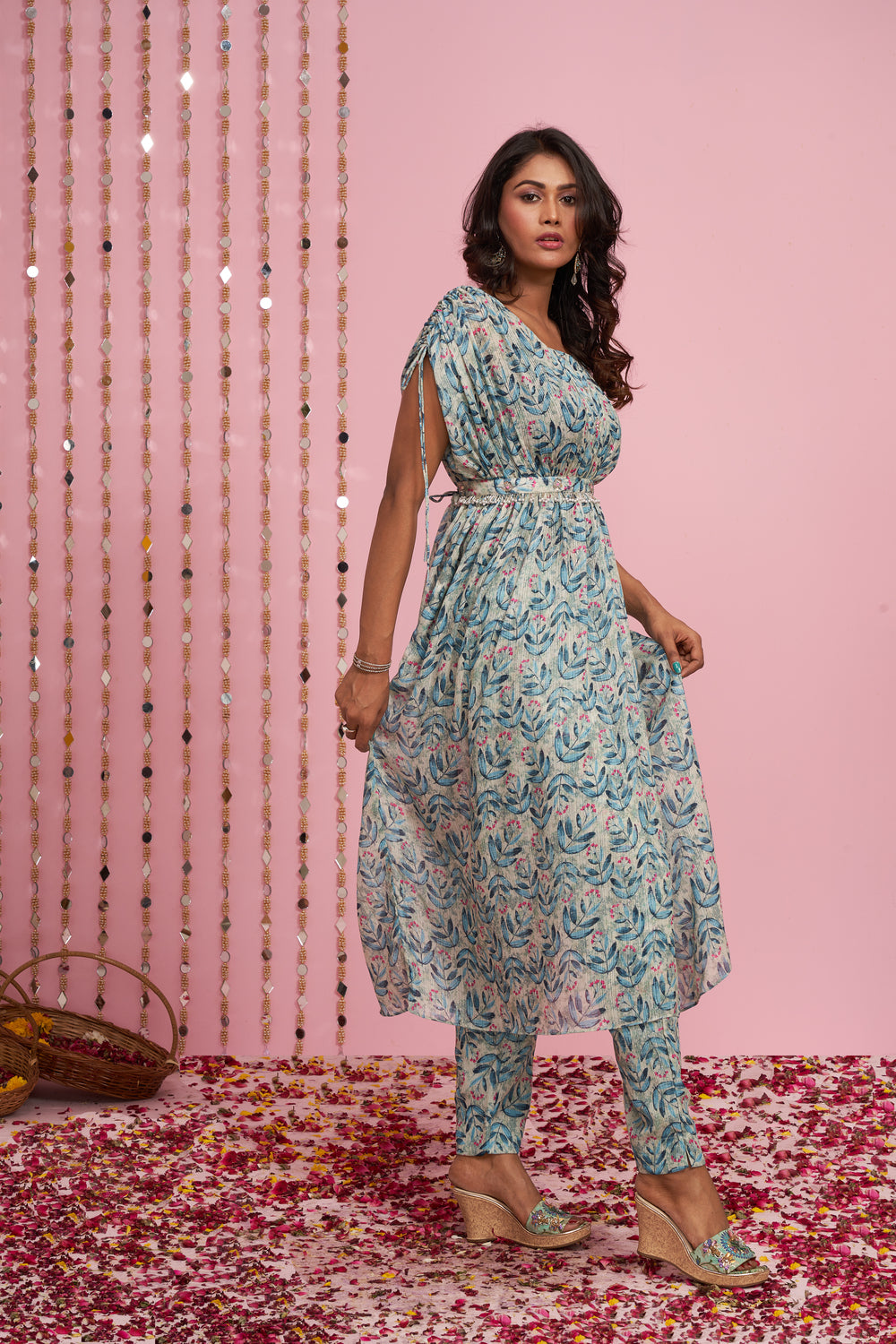 Kaftan Sleeves Kurti Set With Fancy Belt I-6541
