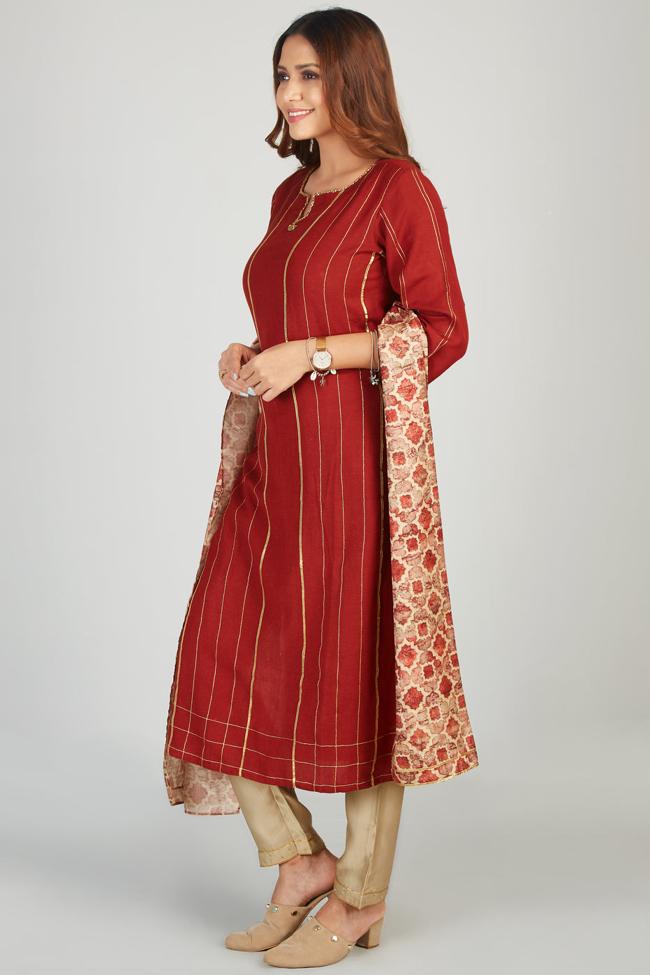 Stylish Kurti Set With Printed Dupatta