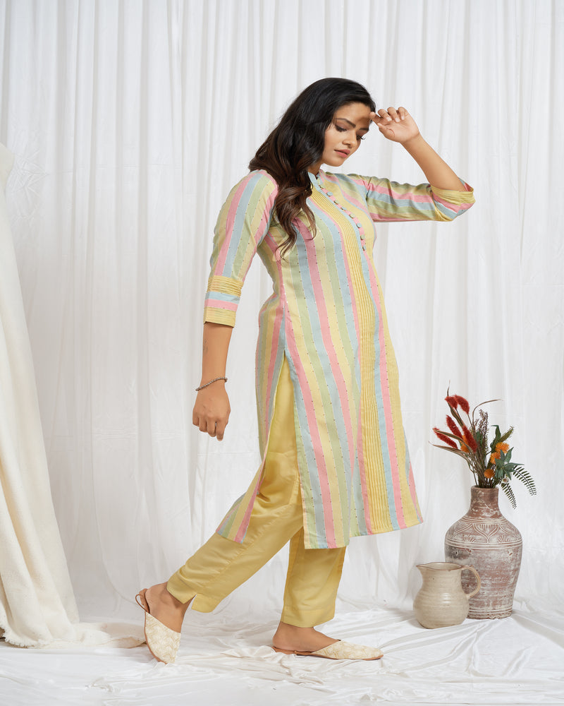 Sequence Embellished Self Weaved Kurti Set