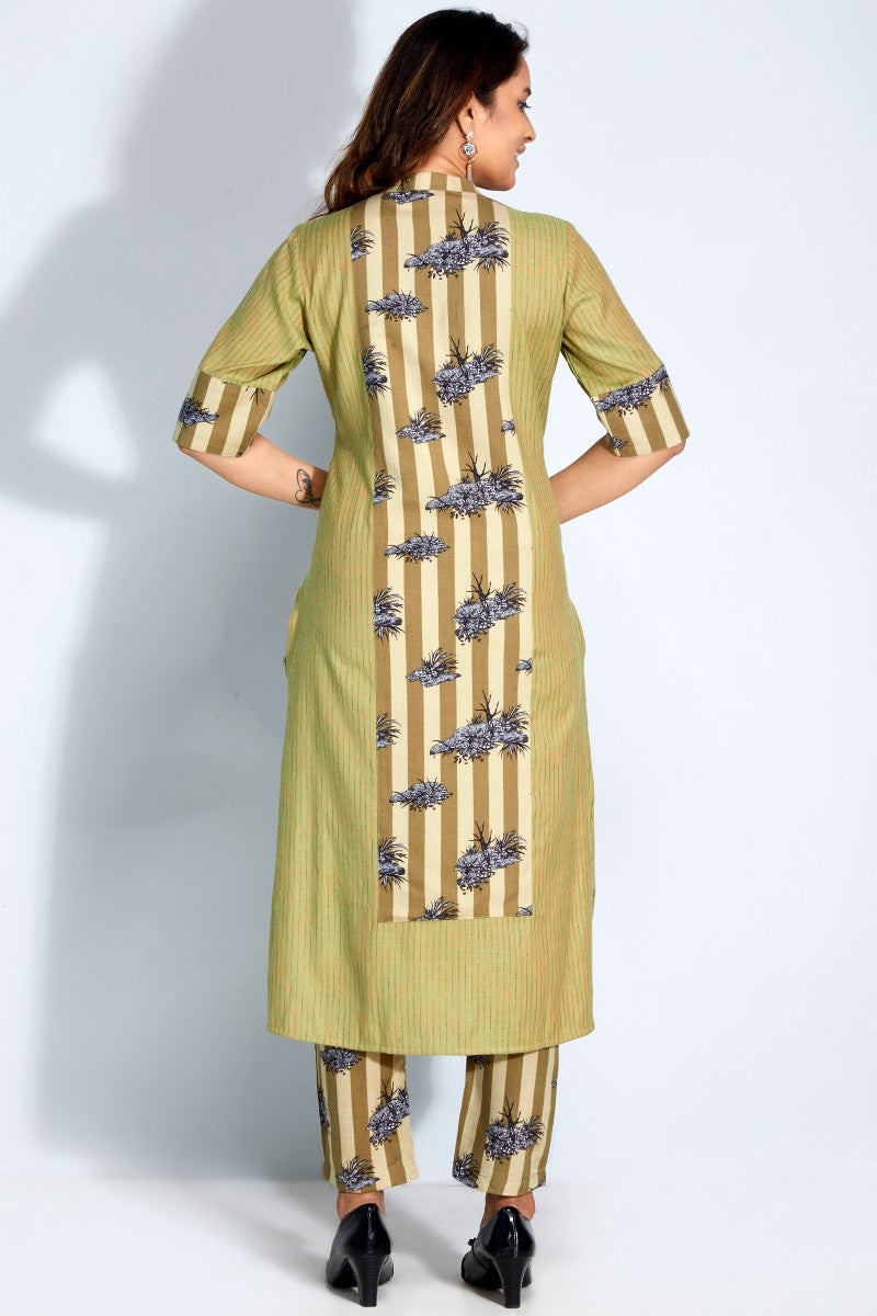 Unique Smart Looking Kurti Set With Pant