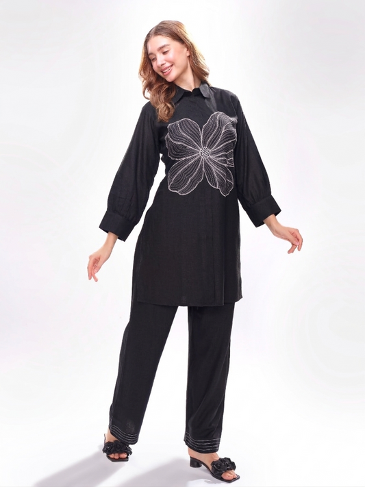 Pure Linen Co-ord Set With Abstract Flower Embroidery