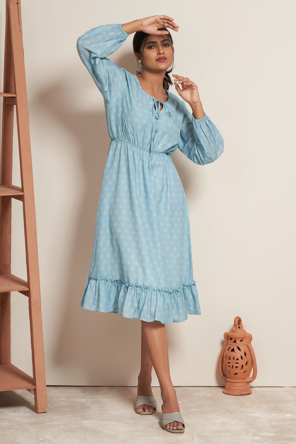 Full Balloon Sleeves Mid Length Dress