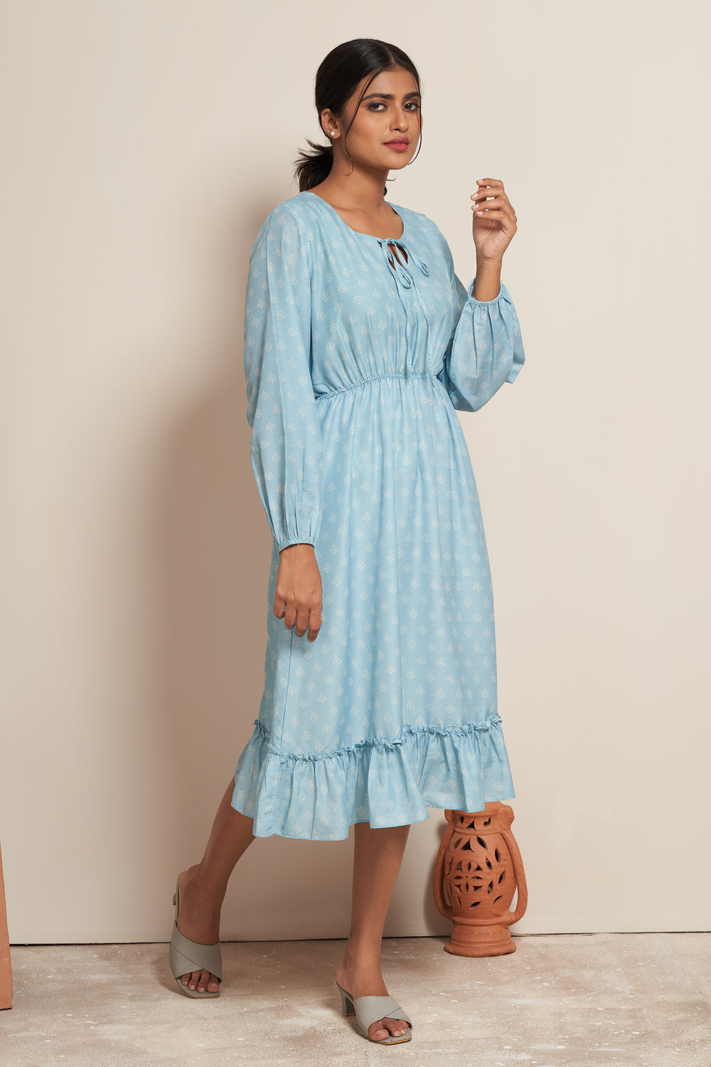 Full Balloon Sleeves Mid Length Dress