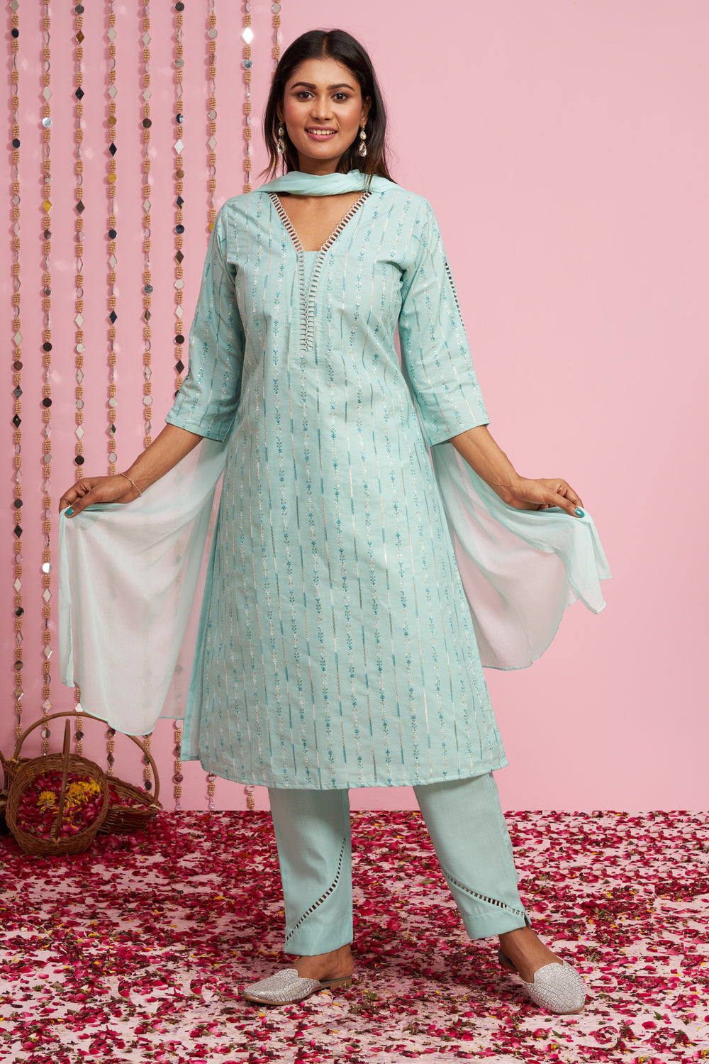 Embroidered Kurti Set With Dupatta