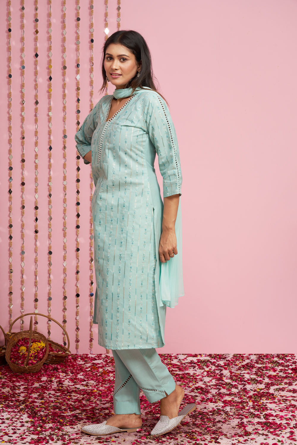 Embroidered Kurti Set With Dupatta