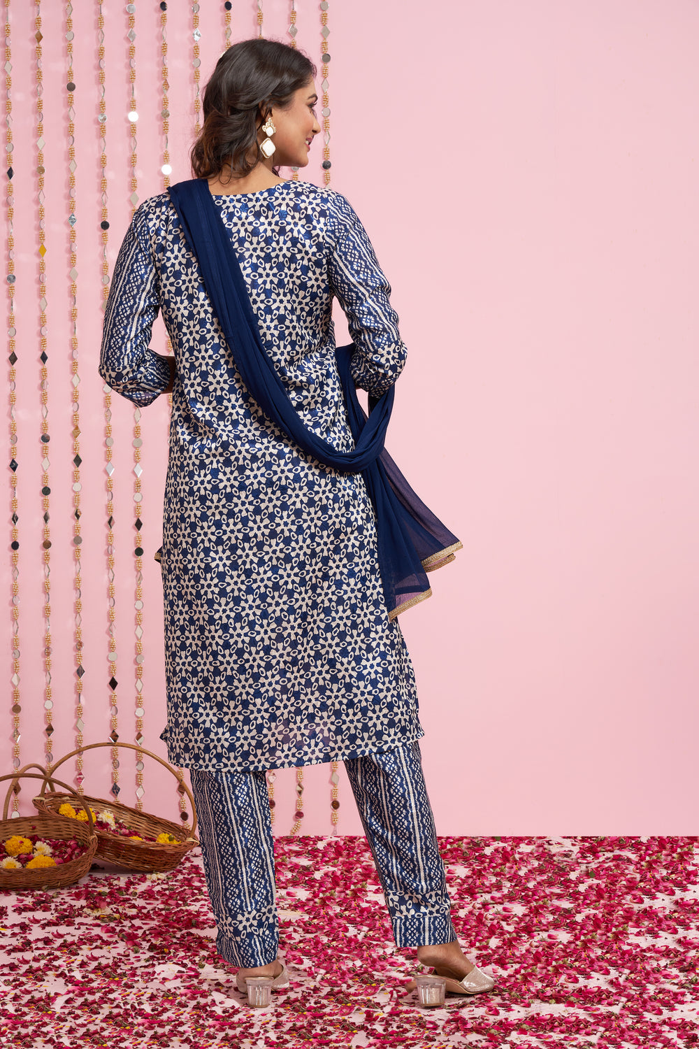 Printed Kurti Set With Plain Dupatta