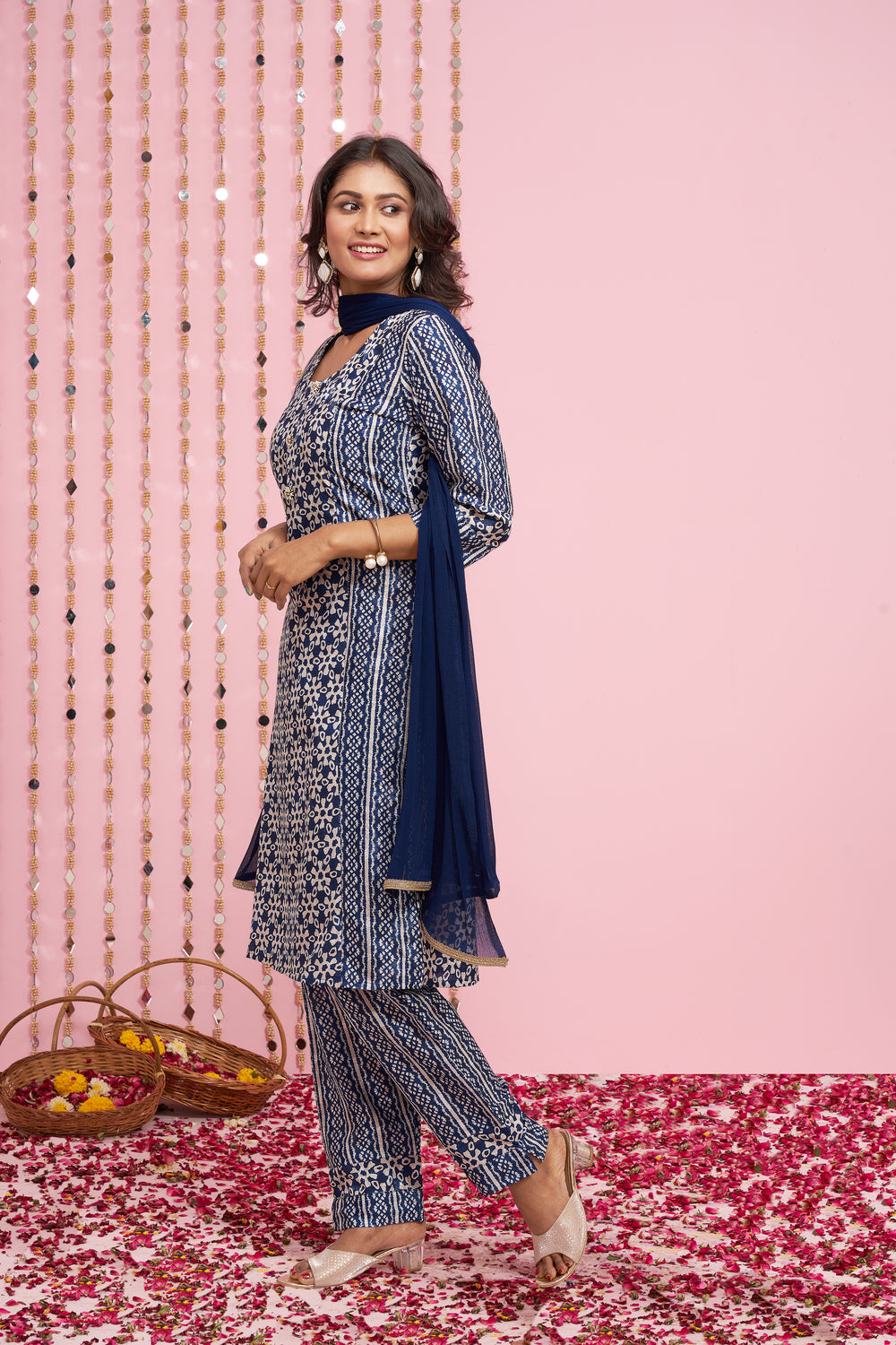 Printed Kurti Set With Plain Dupatta