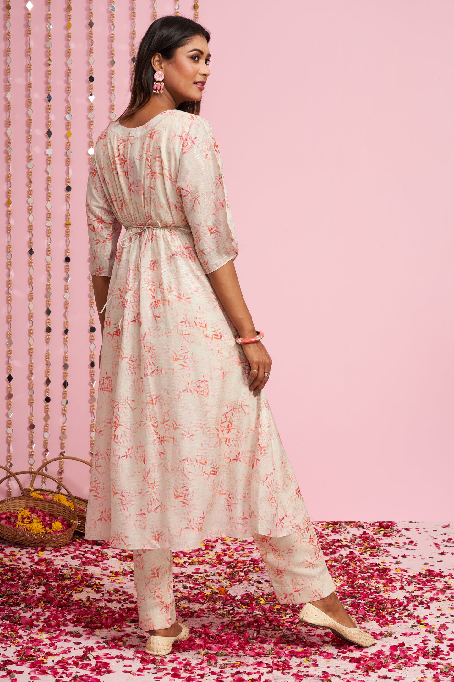 Mirror Lace Details Printed Kurti Set With Belt