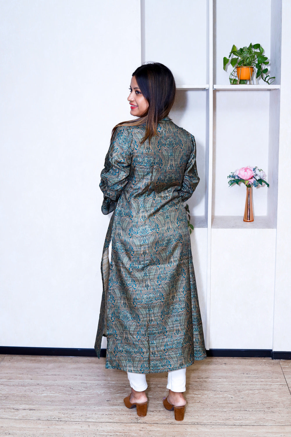 Printed Kurti With Cinnamon Flouse Sleeves