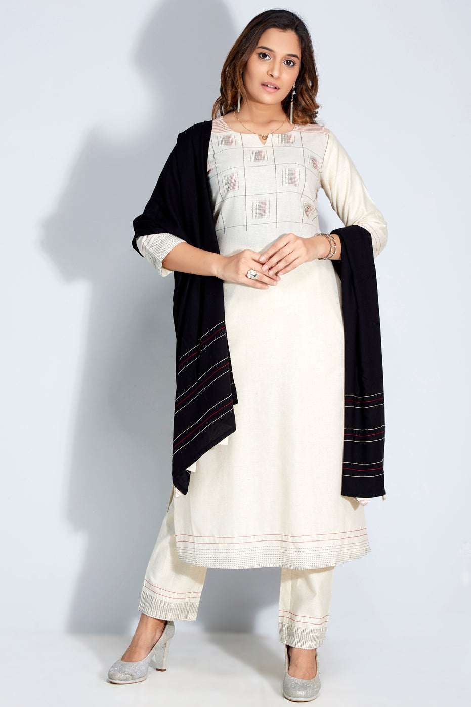 Embroidered Kurti Set With Dupatta