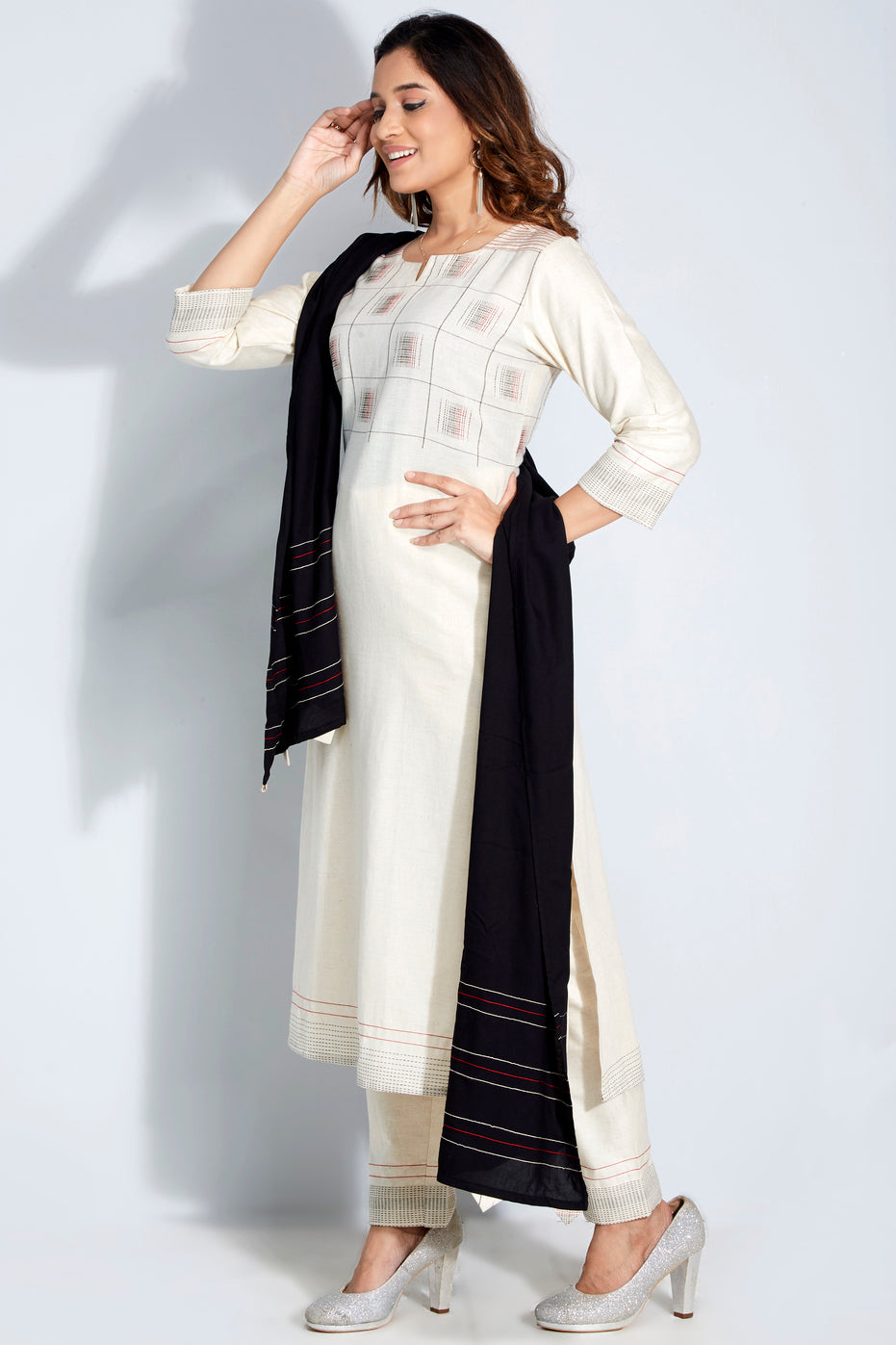 Embroidered Kurti Set With Dupatta