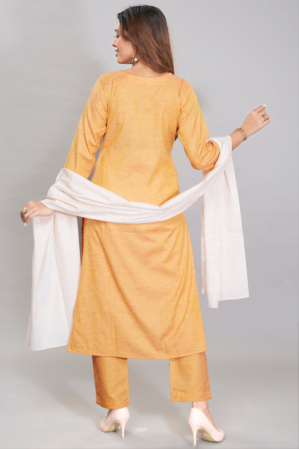 Kurti Set With Off White Color Dupatta