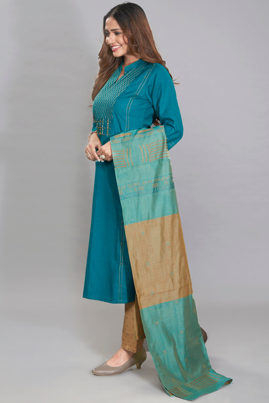 Embroidered Kurti Set With Dupatta