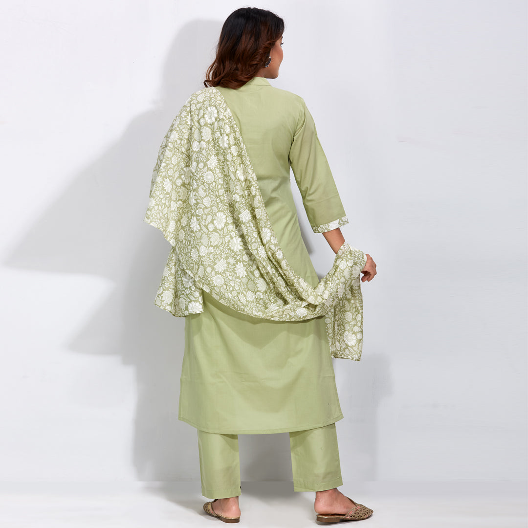 Kurti Set With Floral Printed Dupatta