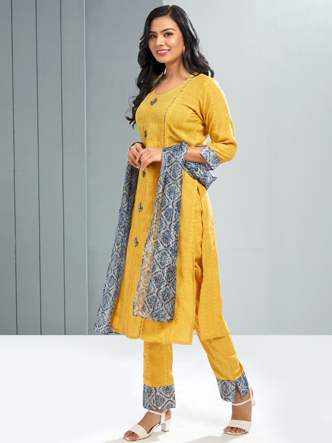 Kurti Set With Printed Dupatta