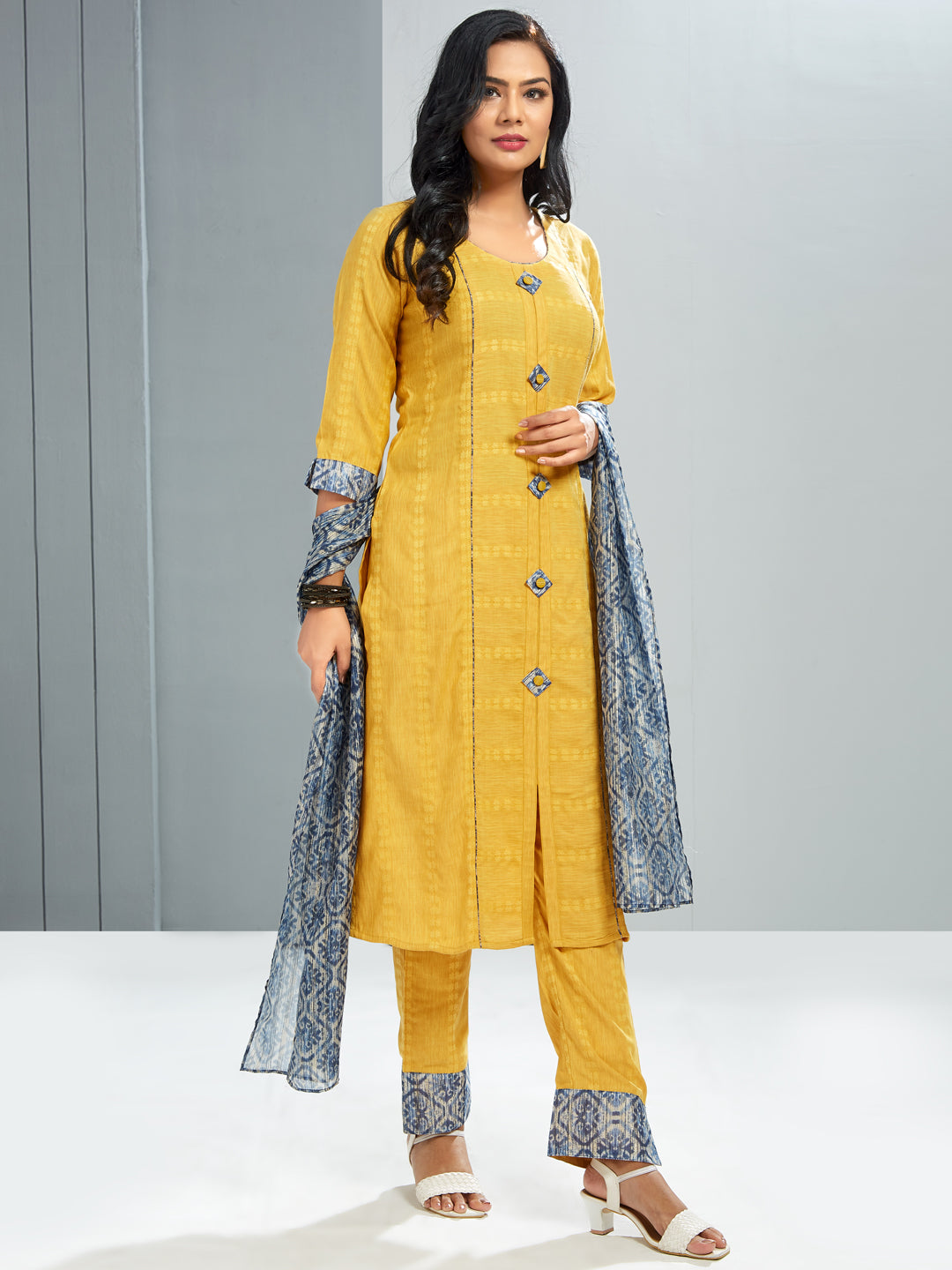 Kurti Set With Printed Dupatta