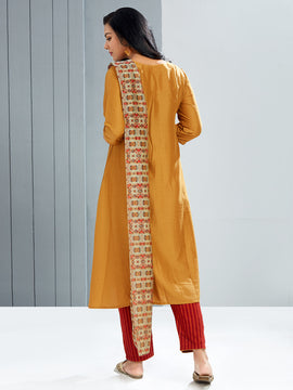 Embroidered Kurti With Printed Dupatta