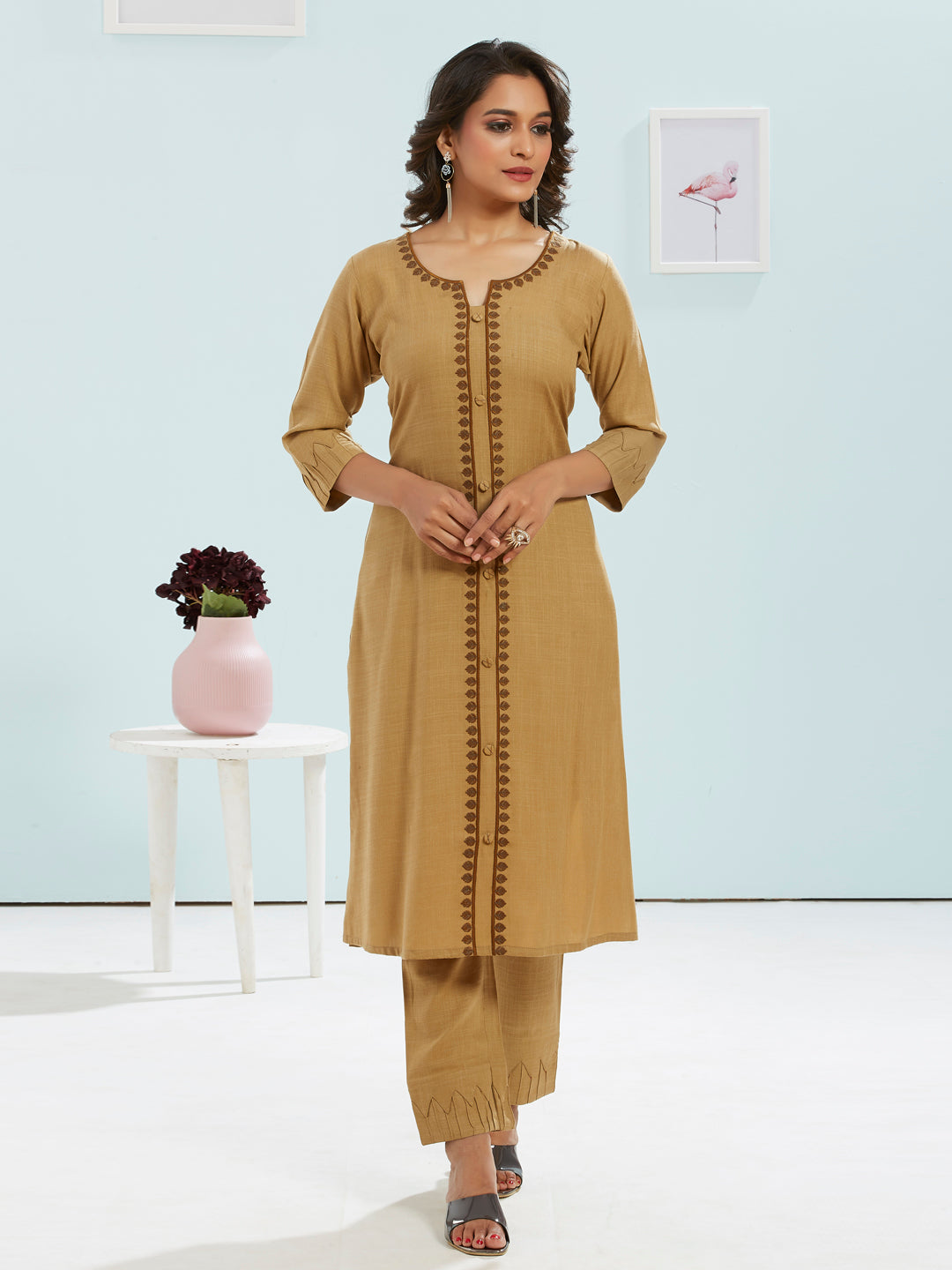 Embroidered Kurti Set