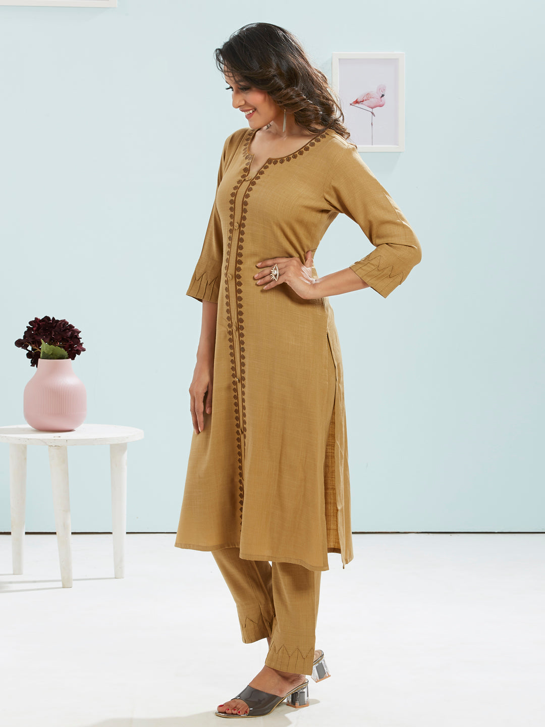 Embroidered Kurti Set