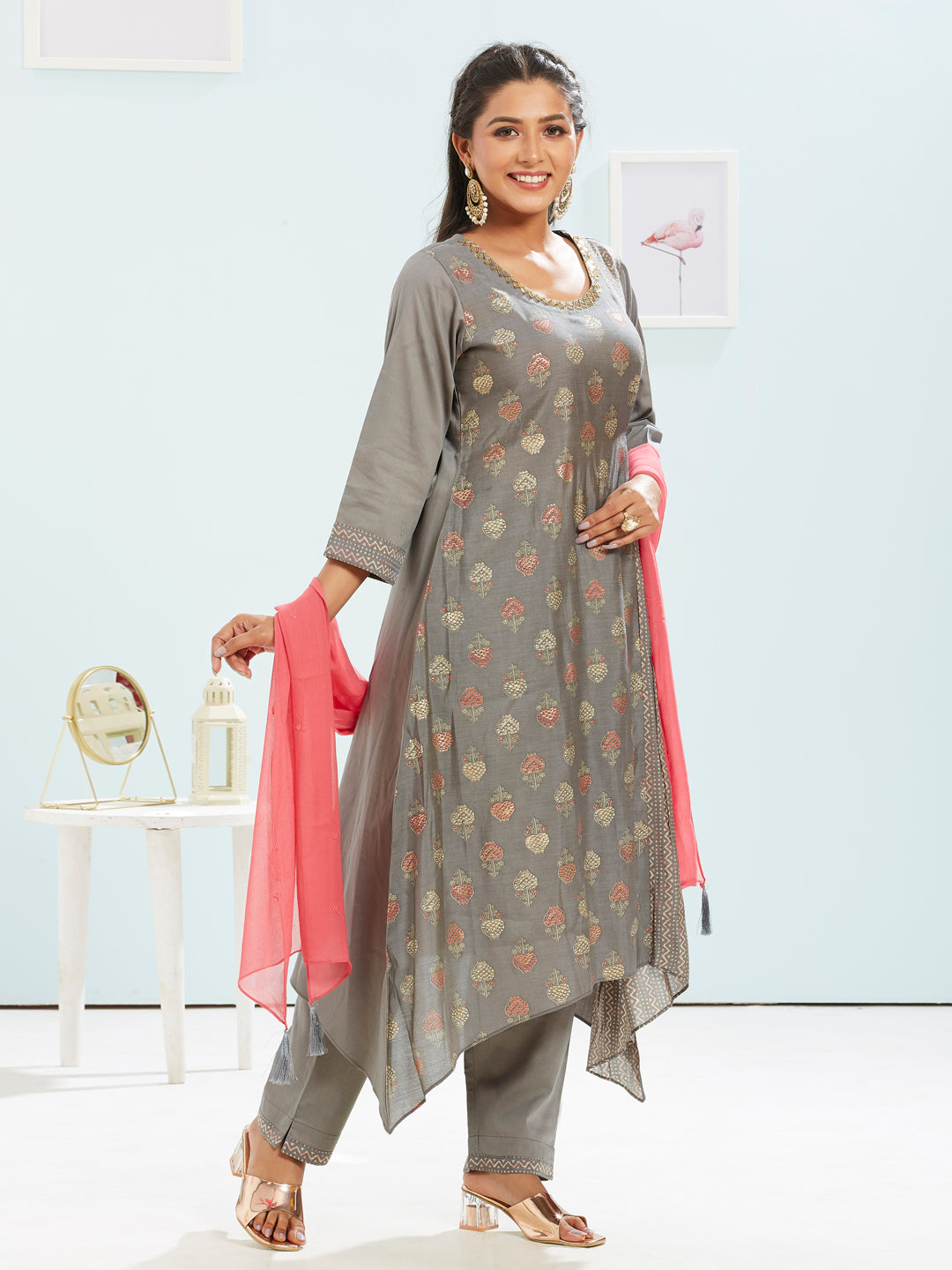 Knot Detail Kurti Set With Dupatta