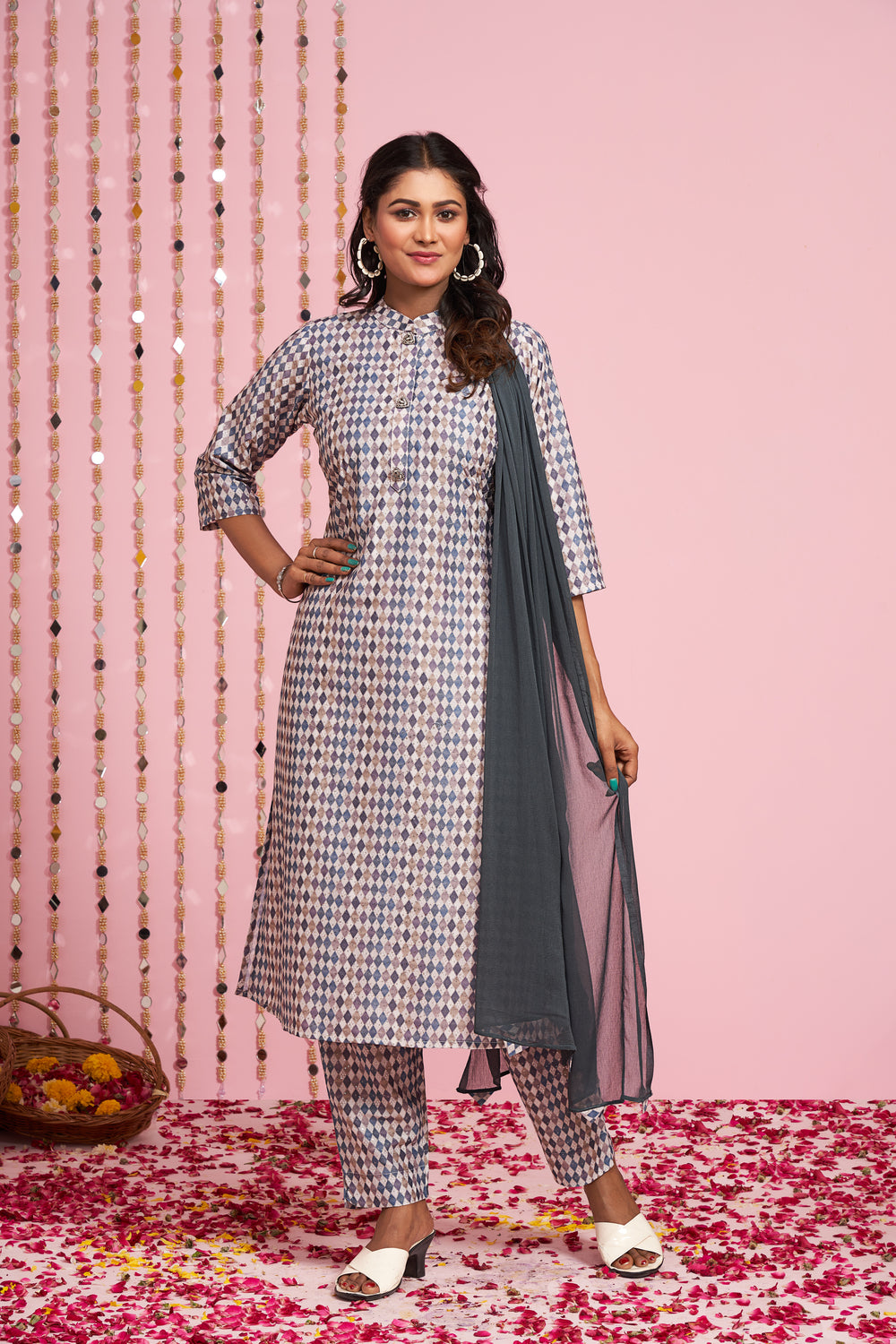 Diamond Shape Printed Kurti Set With Dupatta