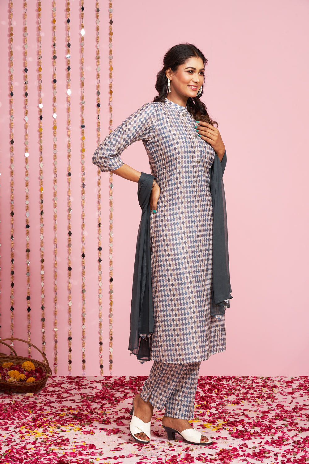 Diamond Shape Printed Kurti Set With Dupatta