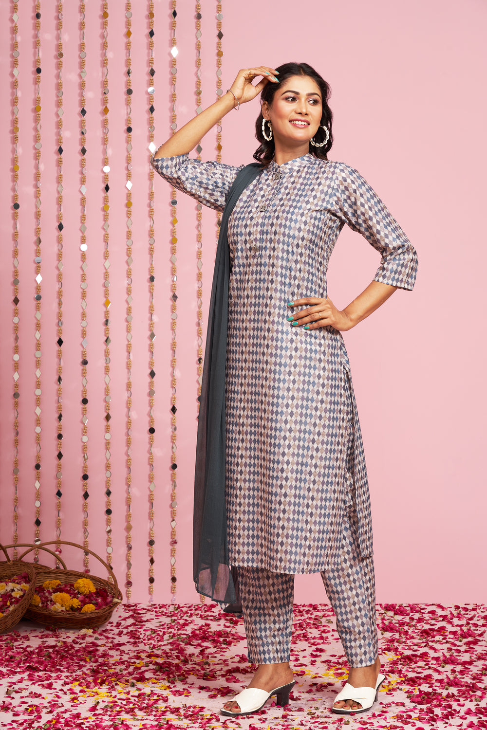 Diamond Shape Printed Kurti Set With Dupatta