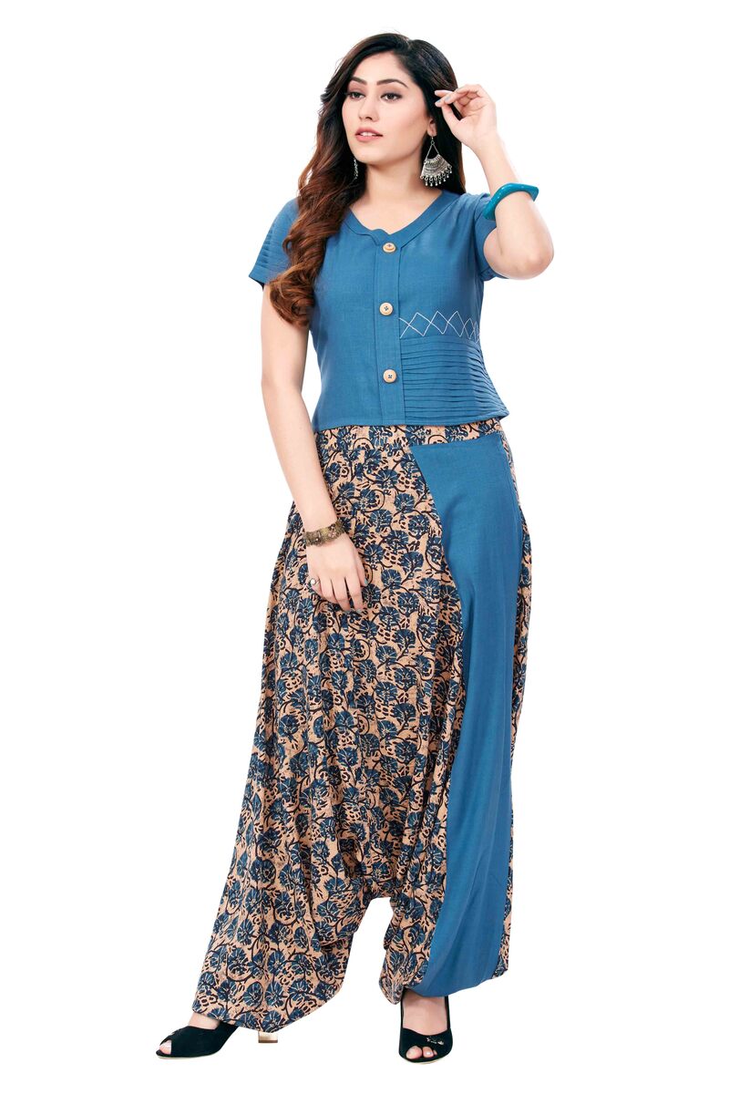 Short Top And Dhoti Set In Fusion Wear