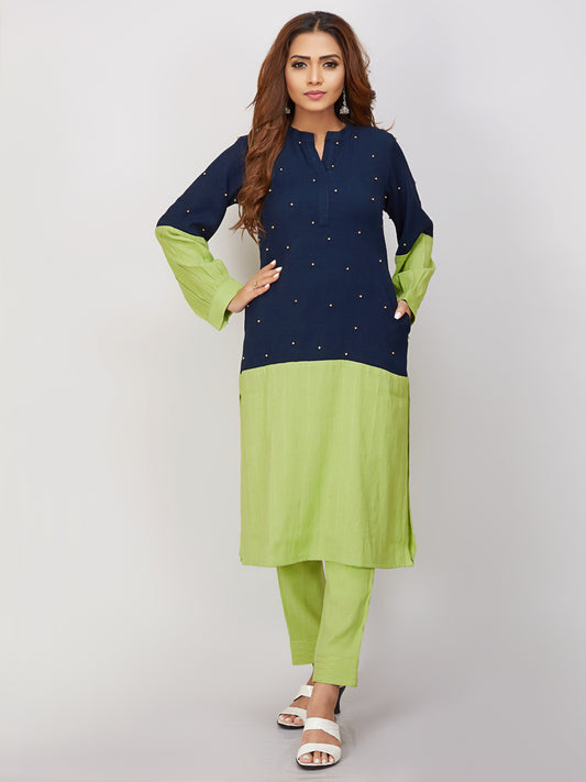 Straight Plain Kurti In Dual Colour With Pant